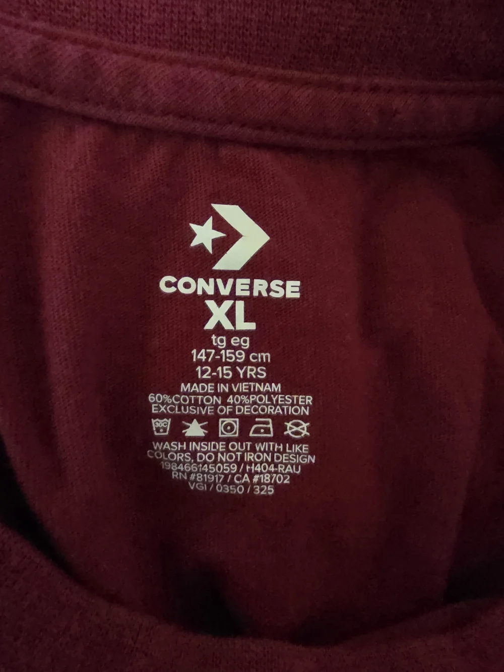 Converse Kids Short Sleeve Tee in Burgundy with Star Graphic